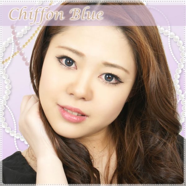 a beautiful girl with Chiffon Blue Contact Lenses 03