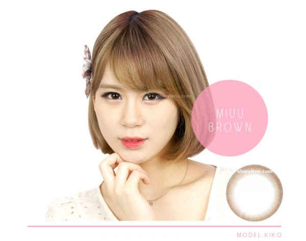 a beautiful girl with Miuu Brown Contact Lenses 02