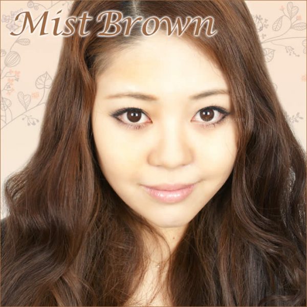 a beautiful girl with Mist Brown Contact Lenses 03